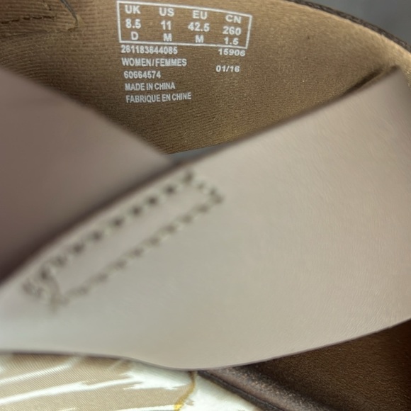 Clarks Stasha Hale Leather Taupe With Ikat Print Wedge Sandals Size 11 - Picture 8 of 9